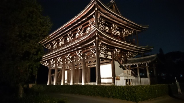東福寺夜間拝観で見た三門