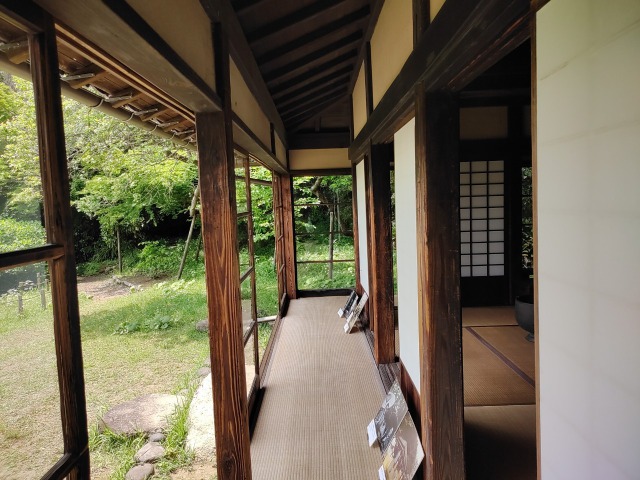 鎌倉市川喜多映画記念館の旧和辻哲郎邸の内観