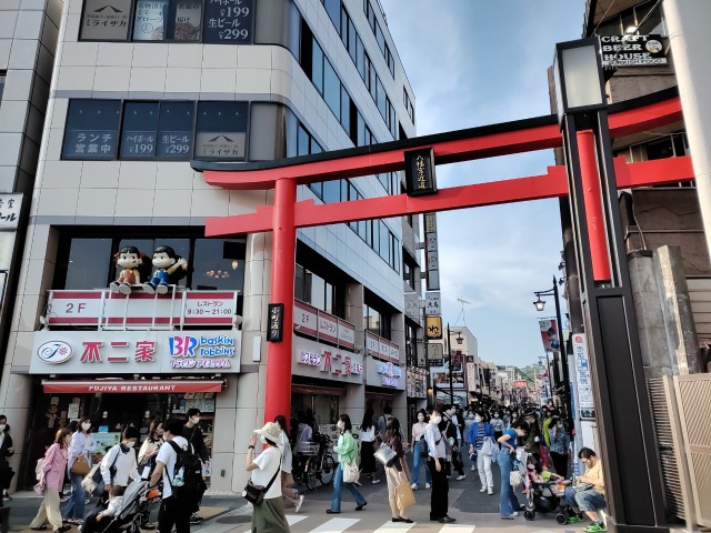 JR鎌倉駅前