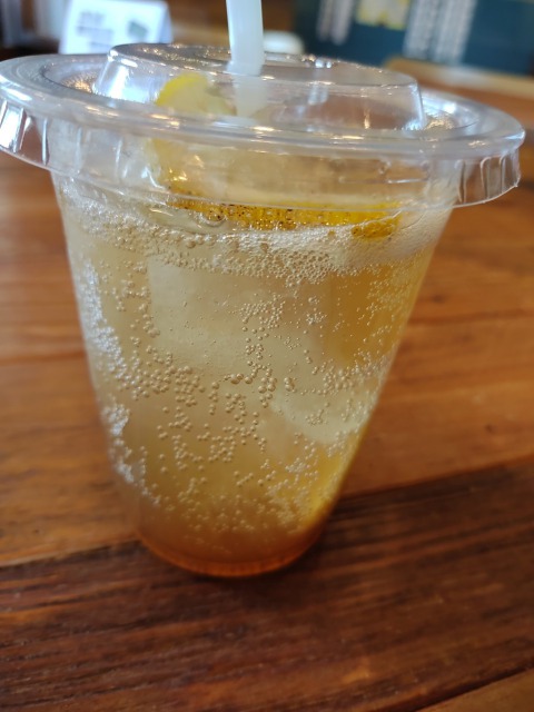 ほとり座waiting&cafespaceのジンジャーエール