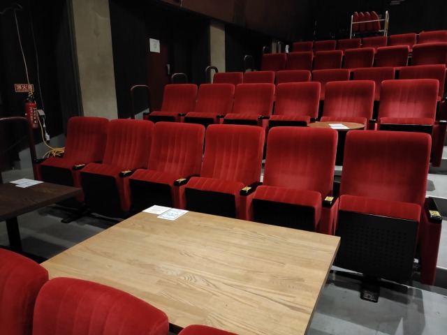 豊岡劇場のシアター座席
