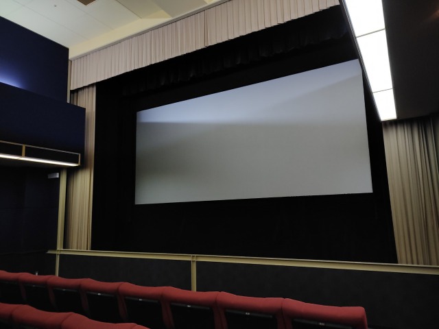 松江東宝５のシアター２スクリーン