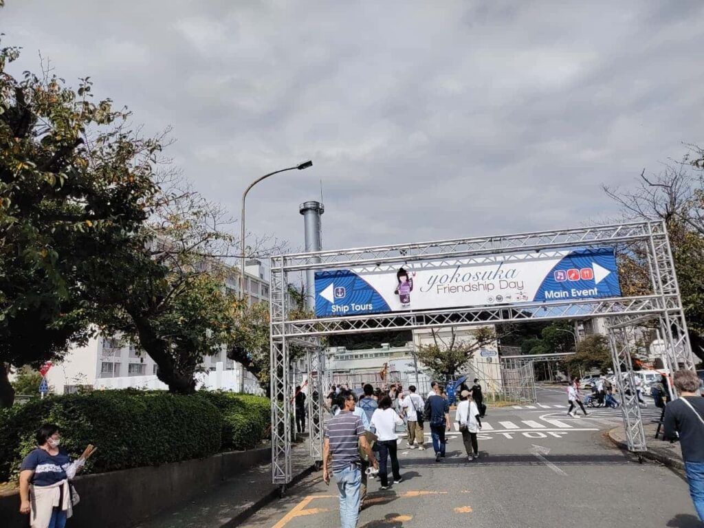 横須賀米軍基地映画館benny Decker Theaterへ行ってみた