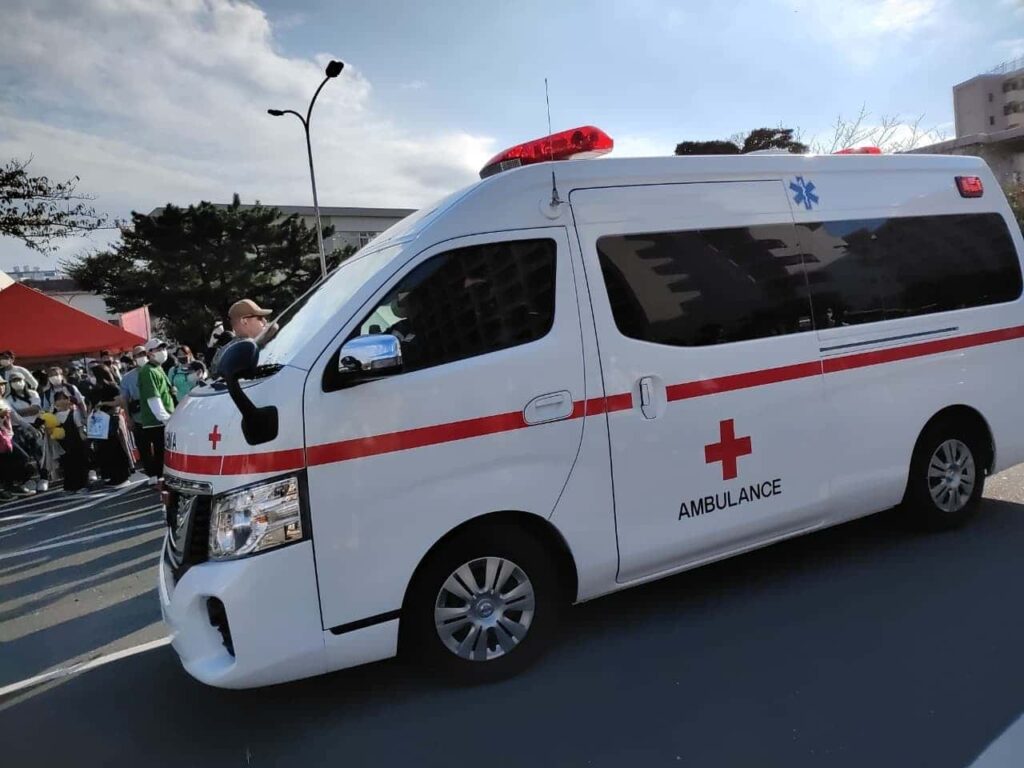 ヨコスカフレンドシップデーの横須賀米軍基地に登場した救急車