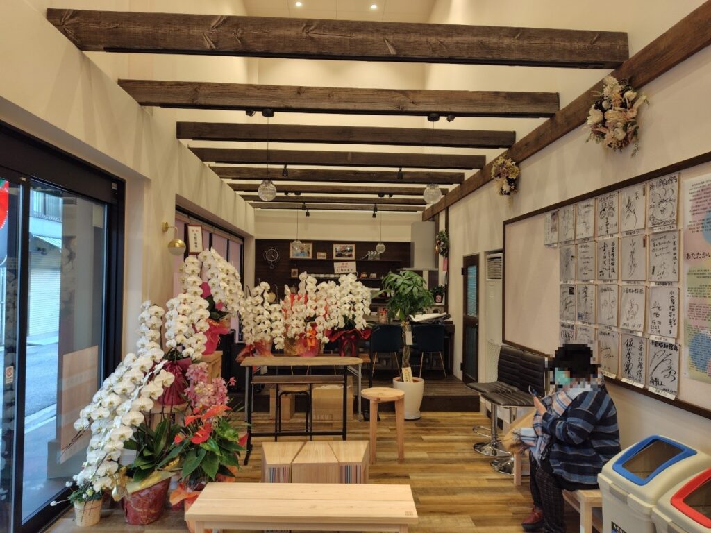 小倉昭和館の内観(コーヒーショップ)